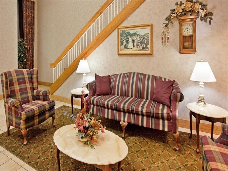 Holiday Inn Express Marshfield - Springfield Area By Ihg Buitenkant foto